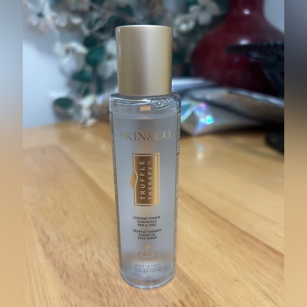Skin&Co Truffle Therapy Essential Face Toner (2.5 oz) Brand New & Sealed! No Box